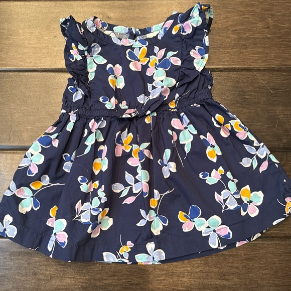 💜3/$15 Carter’s Baby Bundle - Picture 2 of 11